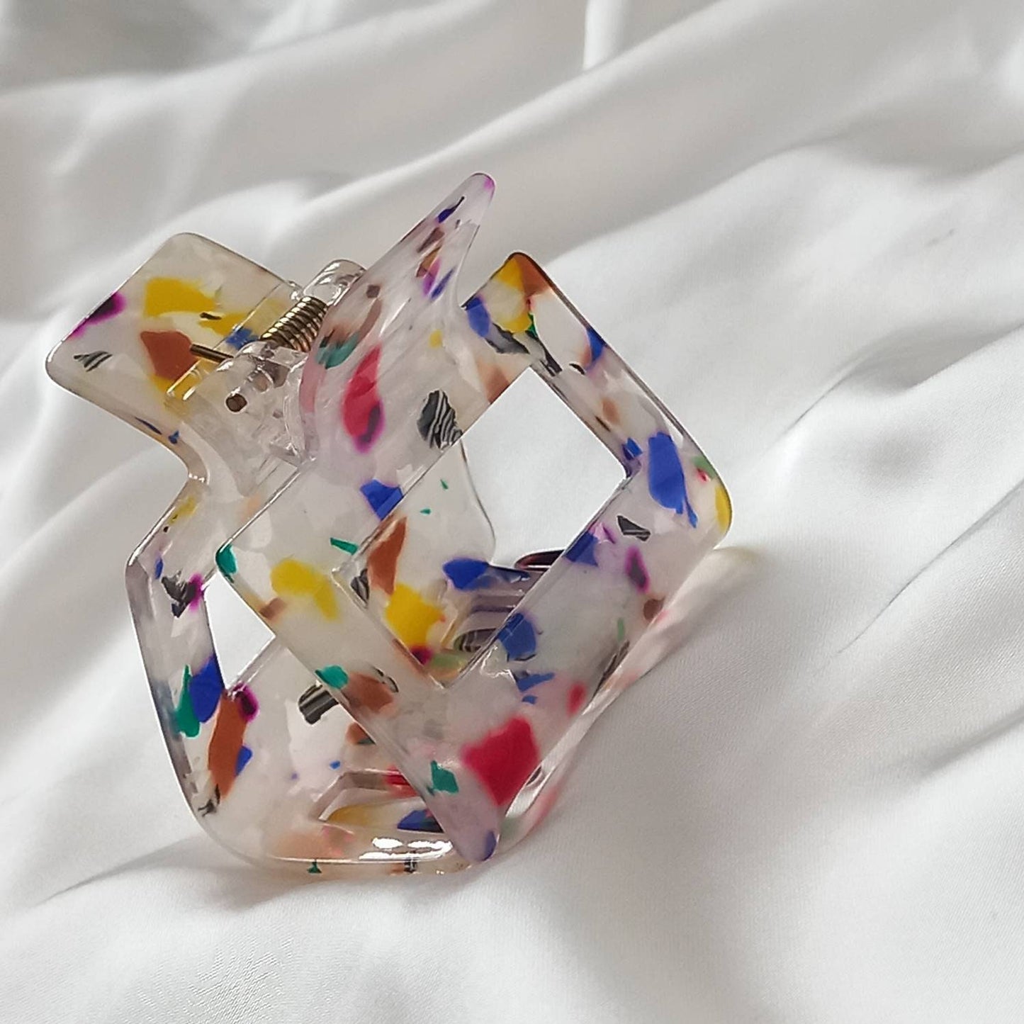 Speckled Hair Clamp- Hair Clip,Blue Hair Accessories,White Hair Claw,Red Hair Claw,Small Hair Clip,Minimalistic Hair Clips,Funky Hair Clip