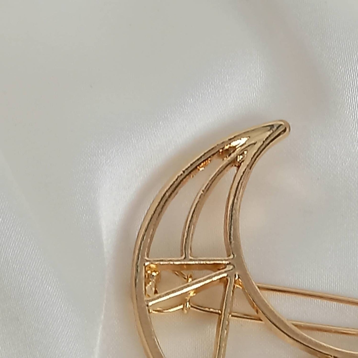 Gold Moon Hair Pin - Gold Hair Pin, Pretty Hair Pin, Jewellery, Simple Hair Accessories, Minimalistic Hair Accessory, Gold  Hair Pins