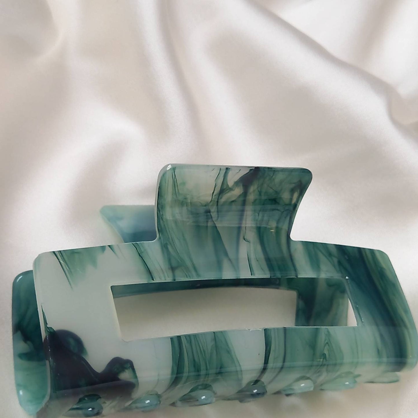 Green Hair Clamp- Hair Clip, Green Hair Accessories, Green Hair Claw, Minimalistic Hair Clips, Funky Hair Clip, Green Hair Clips In The UK