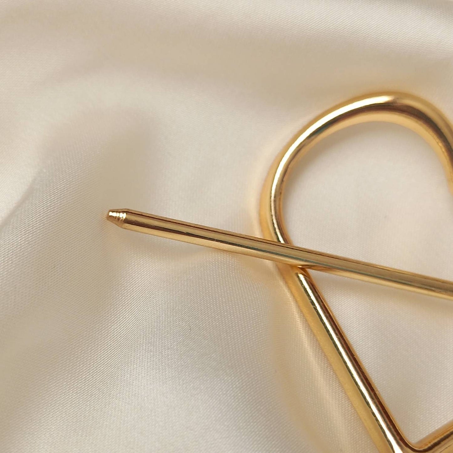Gold Heart Hair Pin - Gold Hair Pin, Basic Hair Pin, Gold Jewellery, Simple Hair Accessories, Minimalistic Hair Accessory, Gold Hair Pins