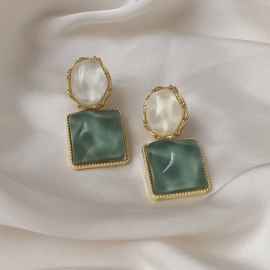 Green and White Resin Drop Earrings -  Hanging Jewellery,Green Earrings,White Earrings,Gold Earrings,Resin Earrings,Chunky Green Earrings