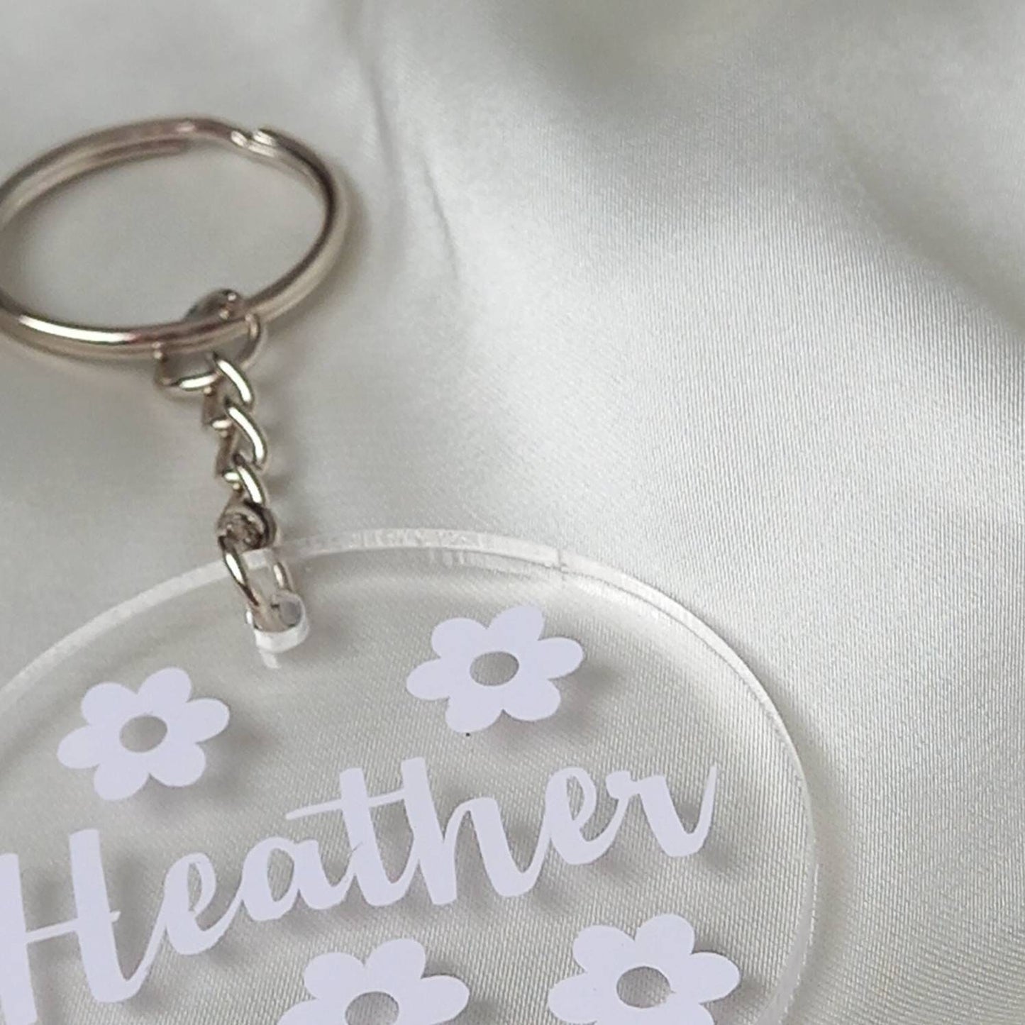 Personalised Retro Flower Keychain -  Personalised Keychain,70's Style Design,Vintage Style Keychain,Retro Keychain,Funky Keychain,Keyring