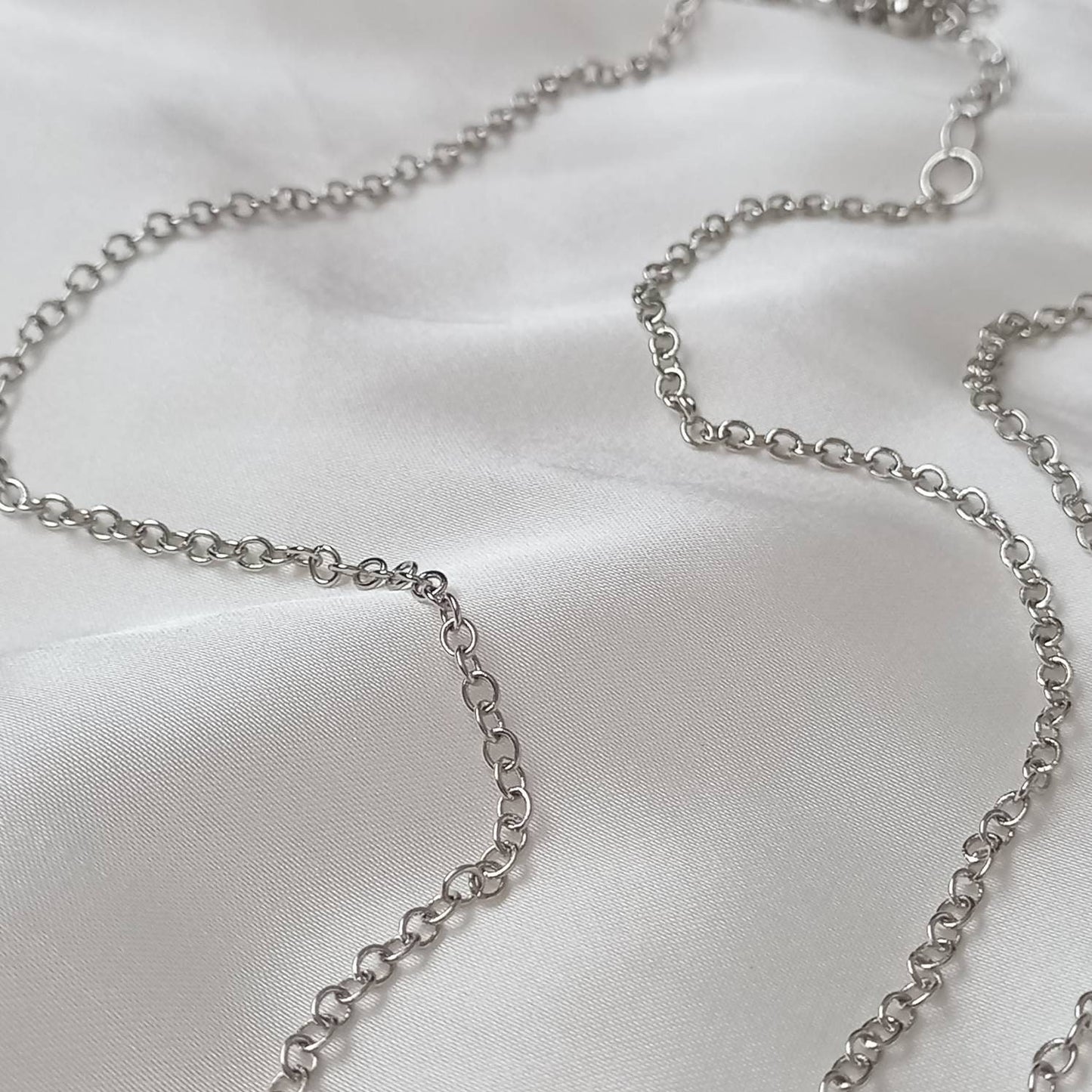 2 Piece Dinosaur Friendship Necklace Set - Bestie Necklace,Matching Necklaces,2 Best Friends Necklace,Novelty Friendship Necklace Set,Gift