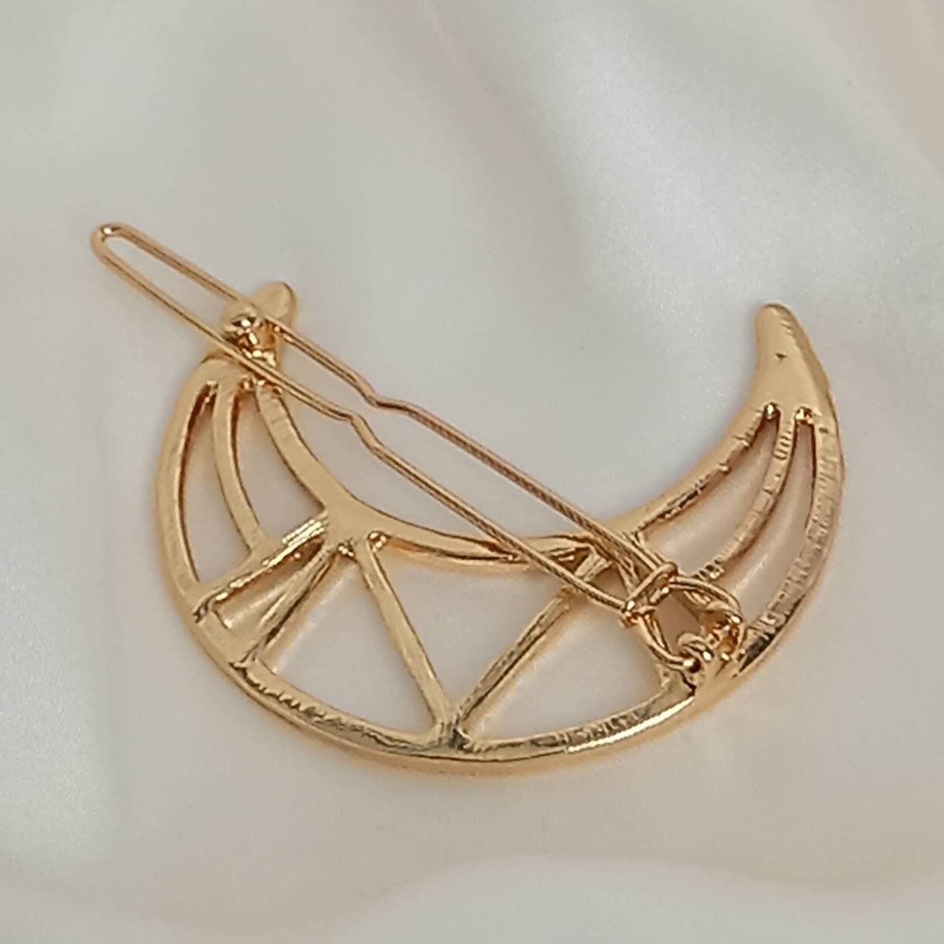 Gold Moon Hair Pin - Gold Hair Pin, Pretty Hair Pin, Jewellery, Simple Hair Accessories, Minimalistic Hair Accessory, Gold  Hair Pins