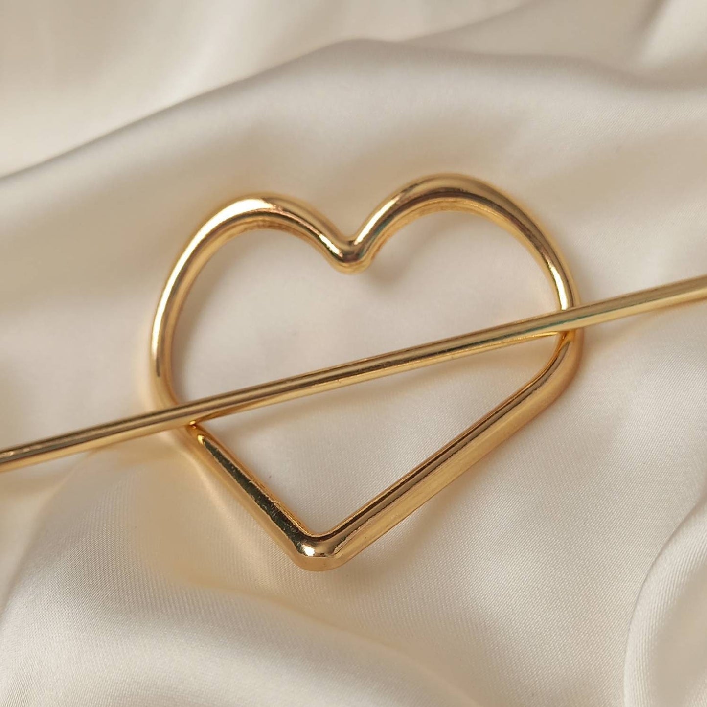 Gold Heart Hair Pin - Gold Hair Pin, Basic Hair Pin, Gold Jewellery, Simple Hair Accessories, Minimalistic Hair Accessory, Gold Hair Pins