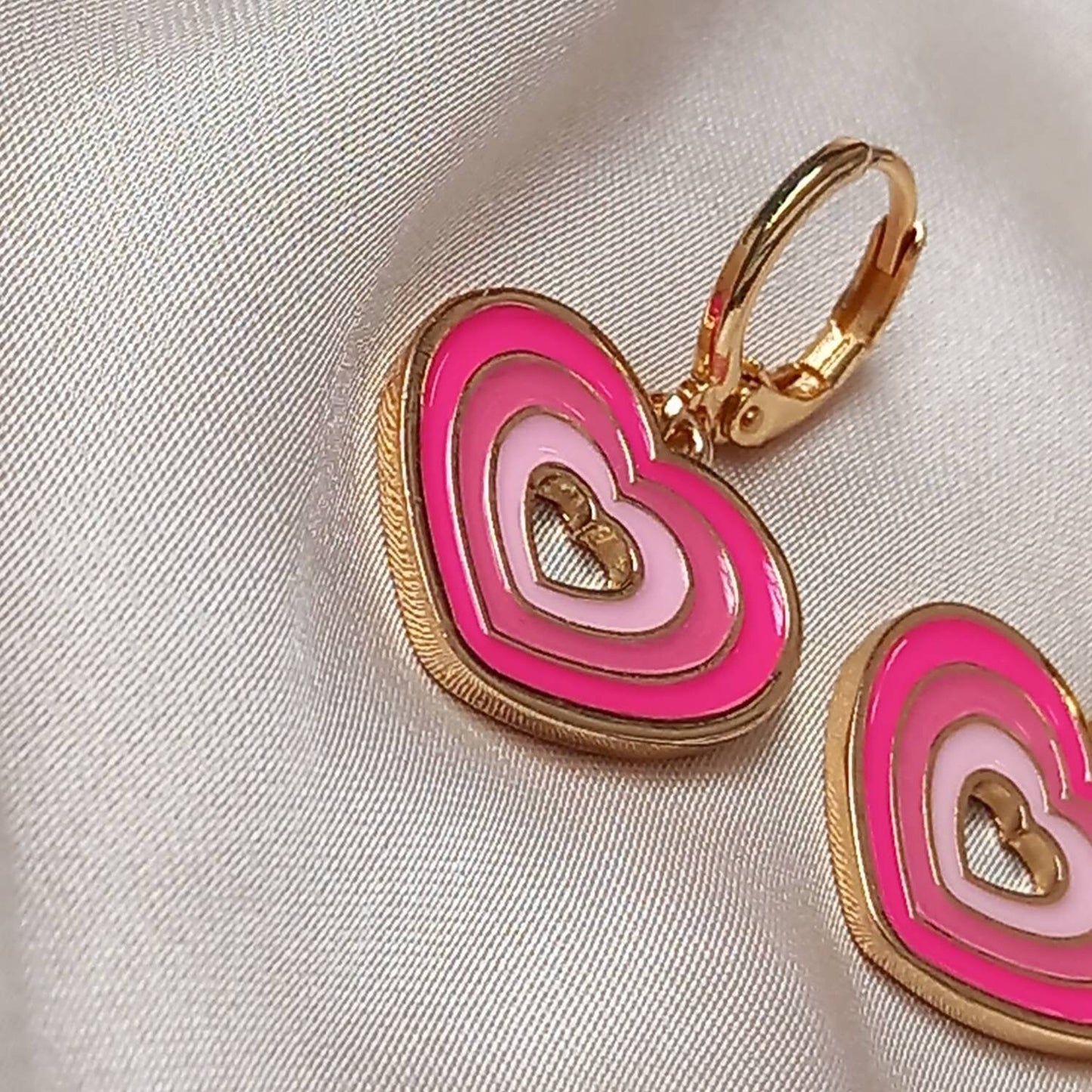 Pink & Gold Retro Heart Drop Earrings -  70's Style Earrings, Vintage Style, Hanging Jewellery,Accessories,Pink Jewellery,Gold Earrings