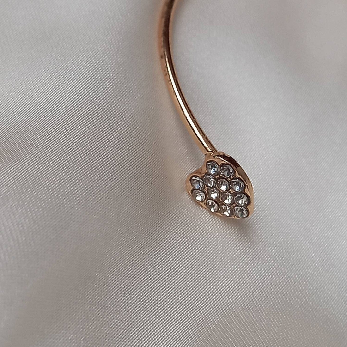 Gold Heart Bangle Bracelet - Gold Jewellery In The UK, Accessories, Gold Bangle, Bangle Jewellery,Minimal Bangle Bracelet,Gift For Her