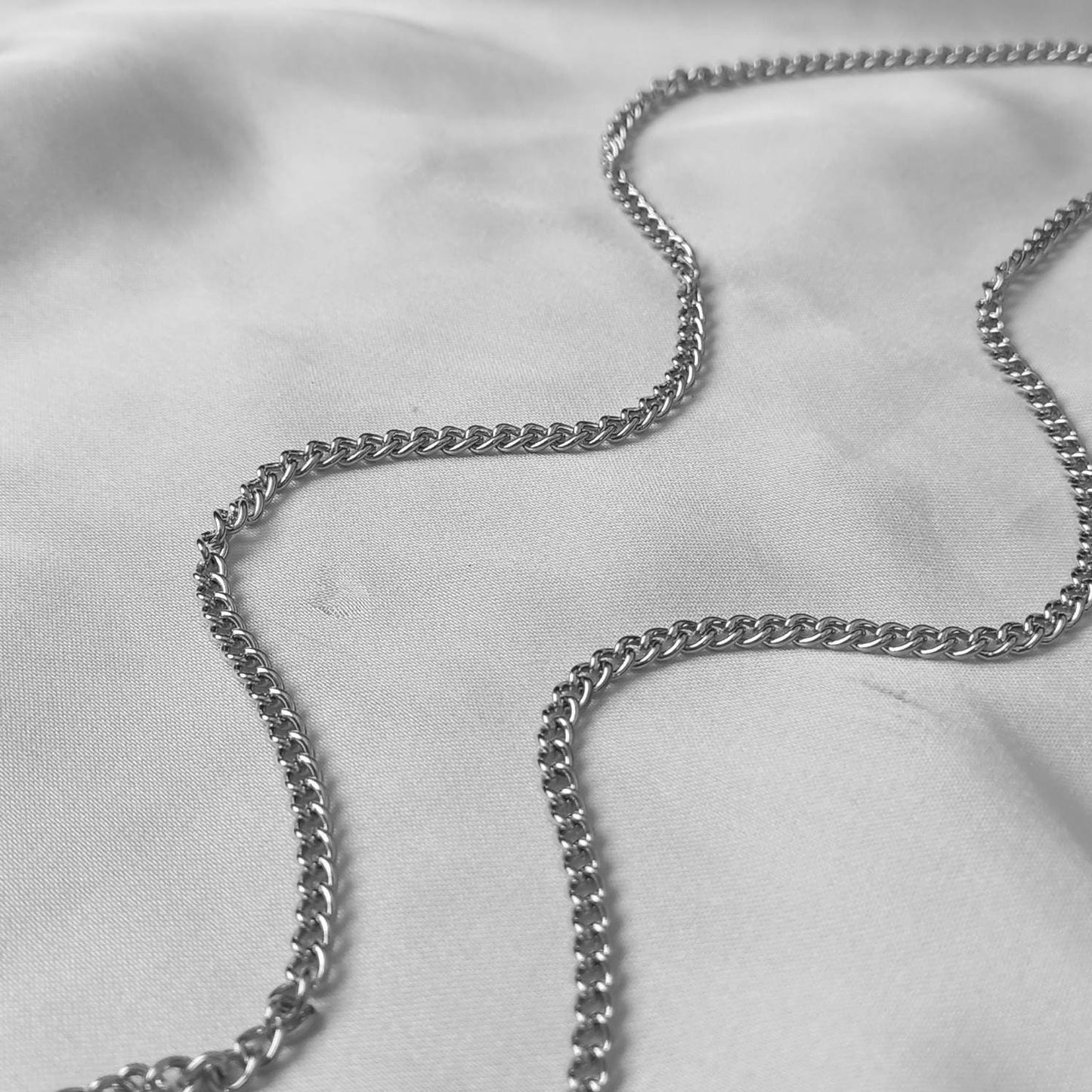 Silver Balloon Dog Chain Necklace - Silver Necklaces In The UK, Dog Necklace, Dog Jewellery In The UK, Dog Lover Gift, Dog Lover Jewellery