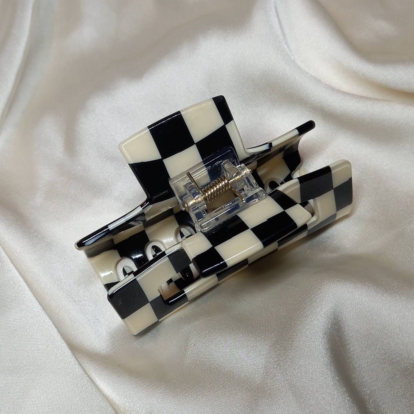 Black & White Retro Hair Clip - Black Hair Clip, Funky Hair Clip, 70's Accessories, Vintage Style Hair Clip, Checkered Hair Clips In The UK