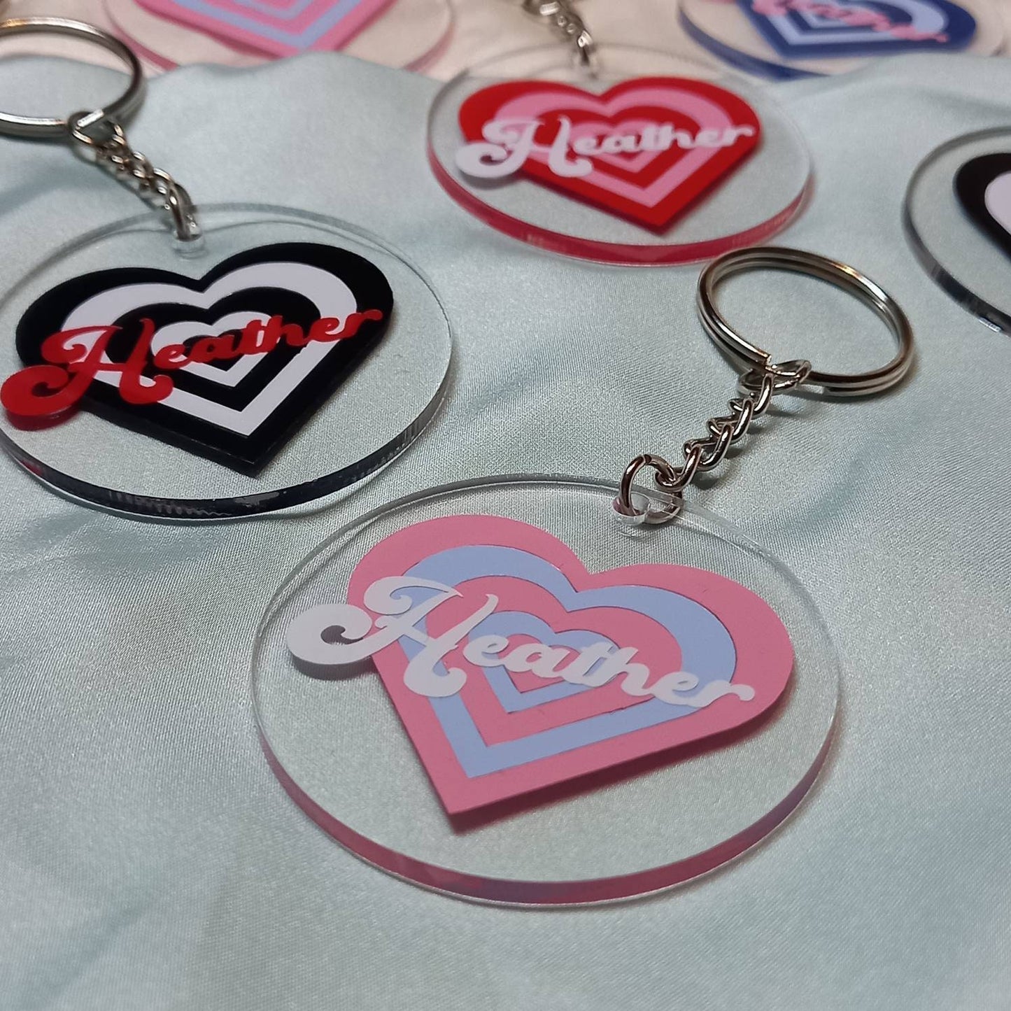 Personalised Retro Heart Keychain -  Personalised Keychain,70's Style Design,Vintage Style Keychain,Retro Keychain,Funky Keychain,Keyring