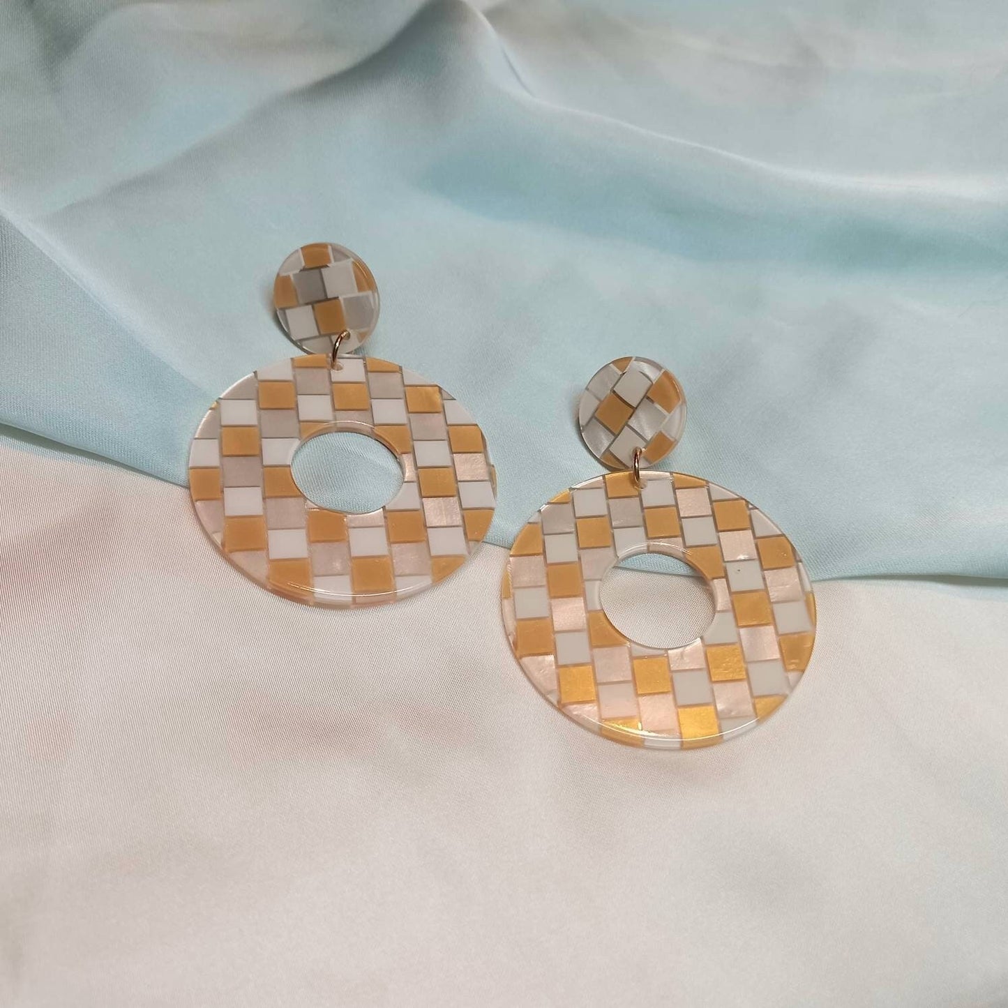 Orange & White Retro Drop Earrings -  70's Style Earrings, Vintage Style, Hanging Jewellery,Orange Jewellery,Gold Earrings
