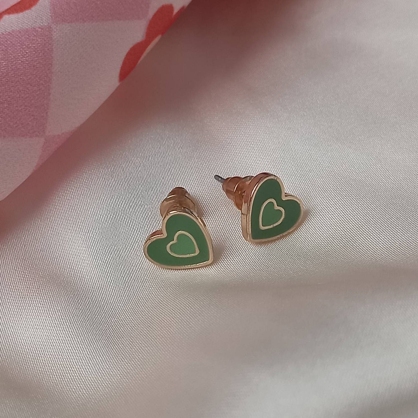 Green & Gold Retro Heart Stud Earrings -  Green Heart Earrings, 70's Style Earrings, Vintage Style, Green Jewellery, Gold Earrings In The Uk