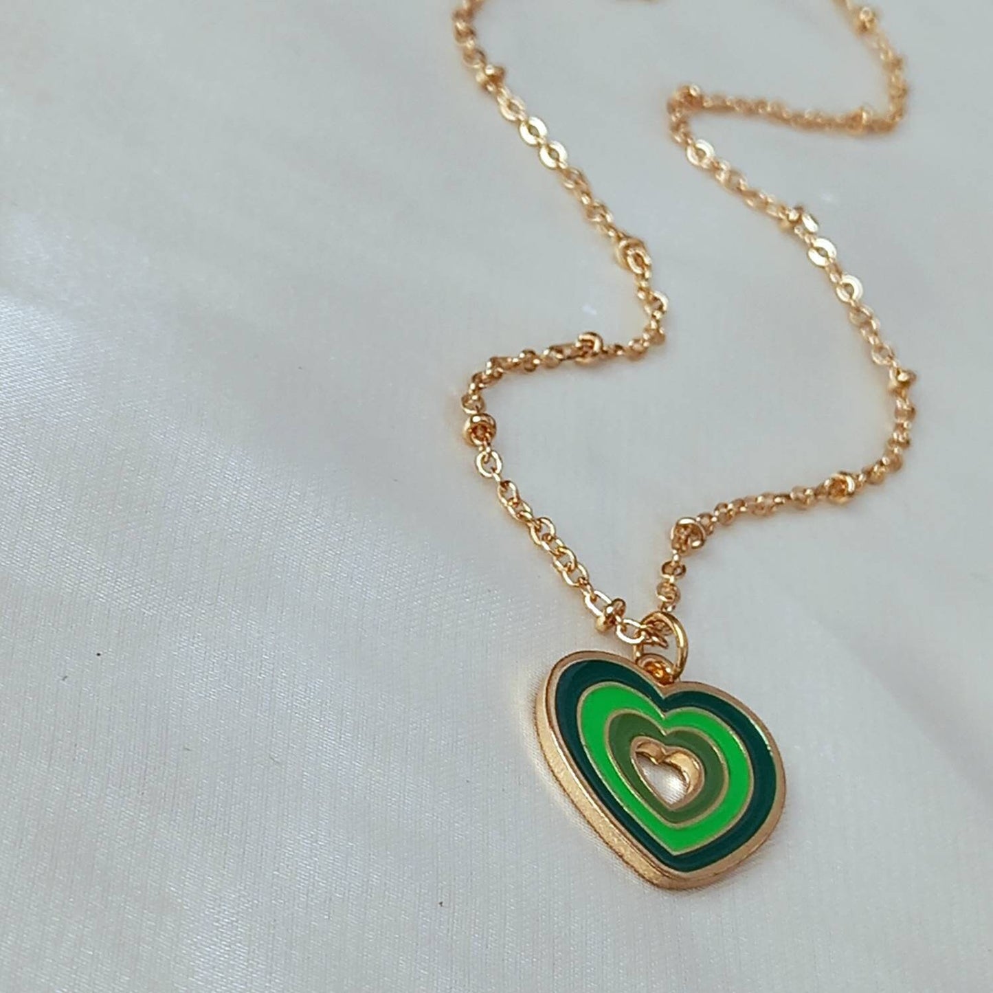 Green & Gold Retro Heart Necklace -  70's Style Necklace, Vintage Style, Hanging Jewellery, Accessories, Green Jewellery, Gold Necklace