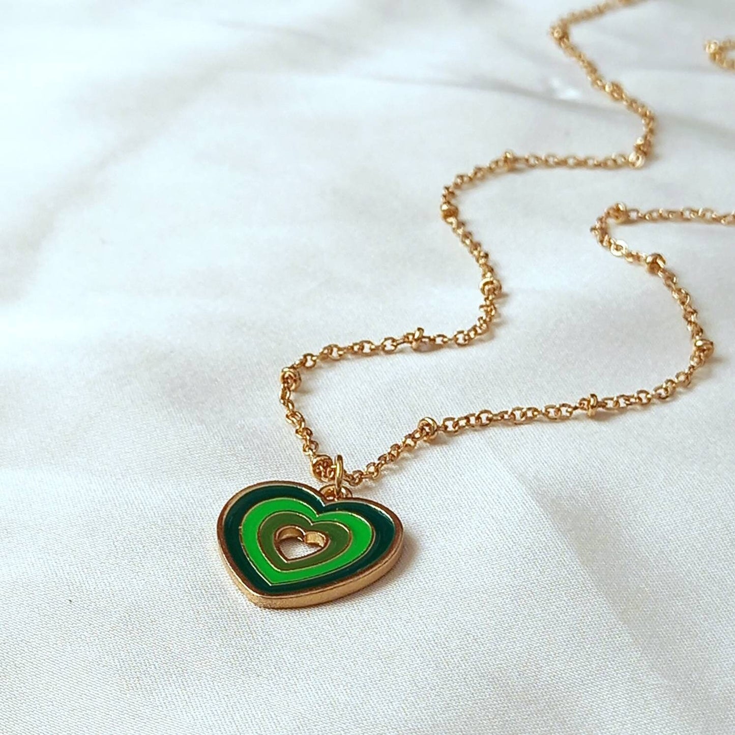 Green & Gold Retro Heart Necklace -  70's Style Necklace, Vintage Style, Hanging Jewellery, Accessories, Green Jewellery, Gold Necklace