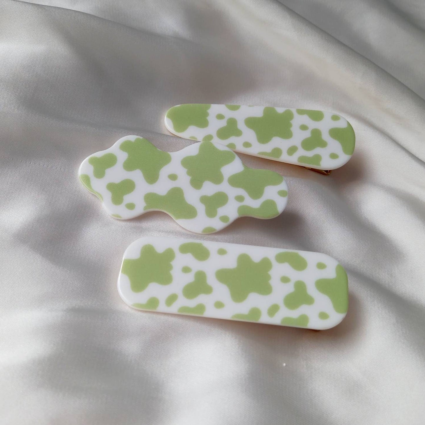 Set of 3 Green Cow Print Hair Clips - Hair Clip, Funky Hair Accessories, Cow Print Accessories, Fashion Acessories, Minimalistic Hair Clips