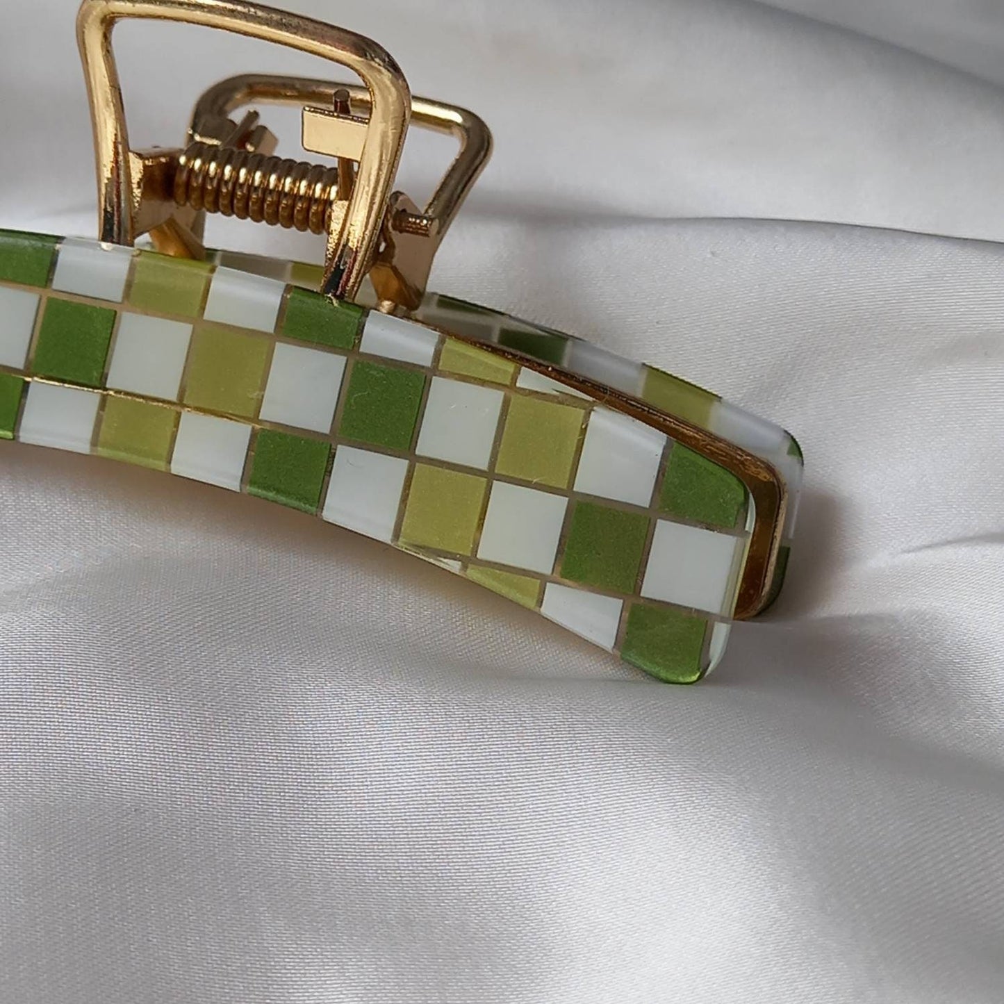 Green & White Retro Hair Clip - Green Hair Clip, Funky Hair Clip, 70's Accessories, Vintage Style Hair Clip, Green Hair Claw,White Hair Clip