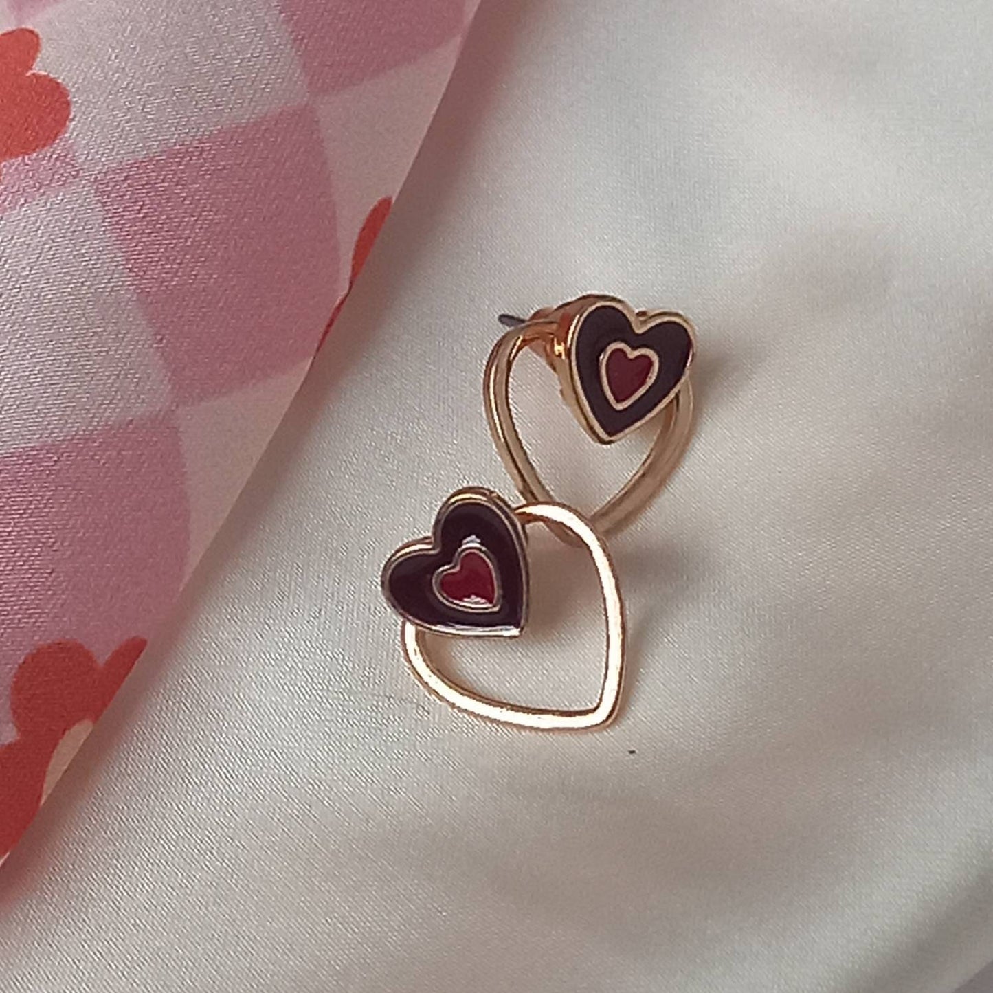 Brown & Gold Retro Heart Stud Earrings -  Brown Heart Earrings, 70's Style Earrings, Vintage Style, Brown Jewellery, Gold Earrings In The Uk