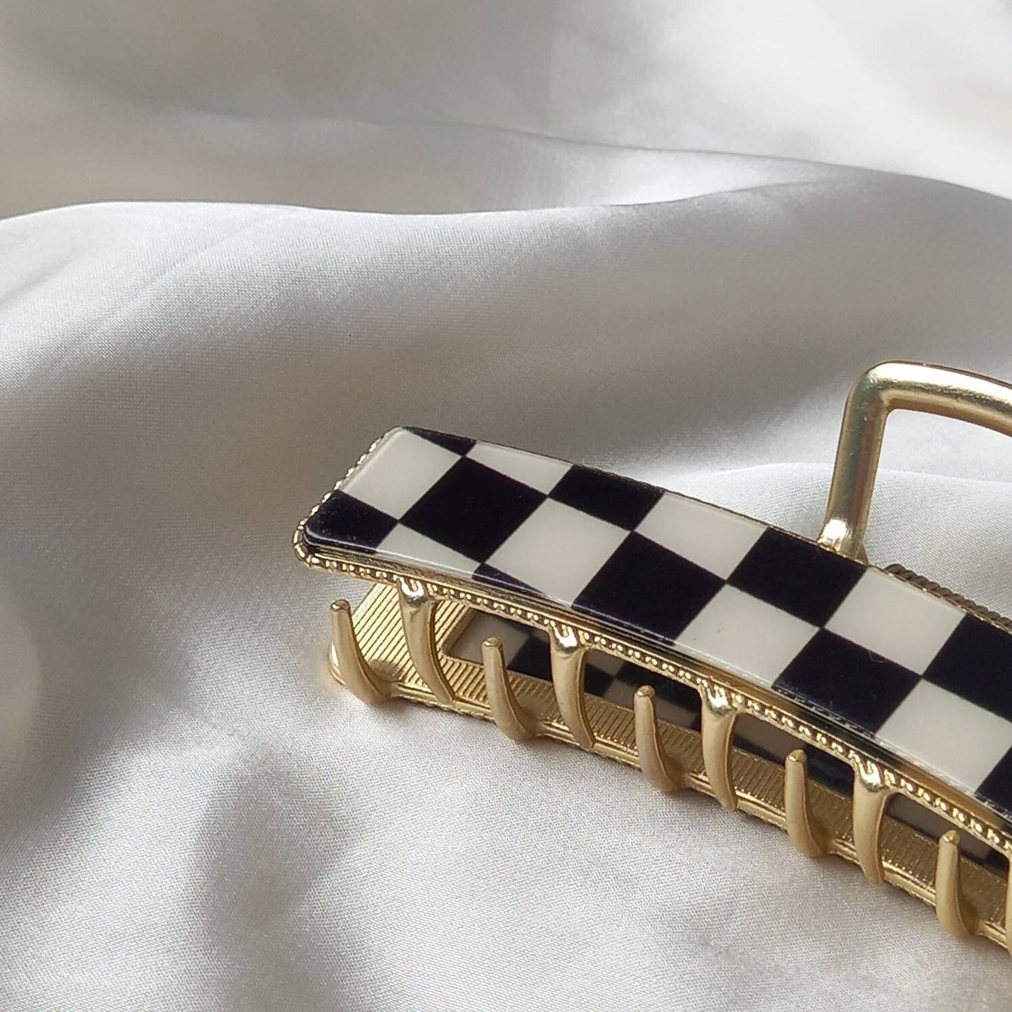 Black & White Retro Hair Clip - Black Hair Clip, Funky Hair Clip, 70's Accessories, Vintage Style Hair Clip, Checkered Hair Clips In The UK