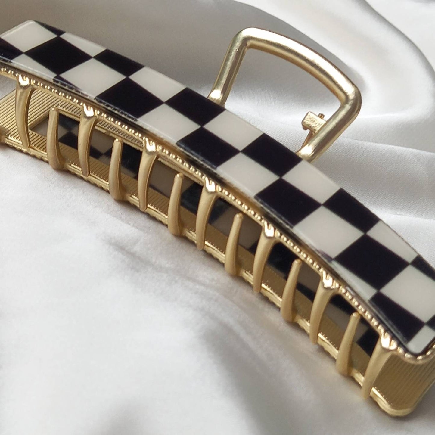 Black & White Retro Hair Clip - Black Hair Clip, Funky Hair Clip, 70's Accessories, Vintage Style Hair Clip, Checkered Hair Clips In The UK