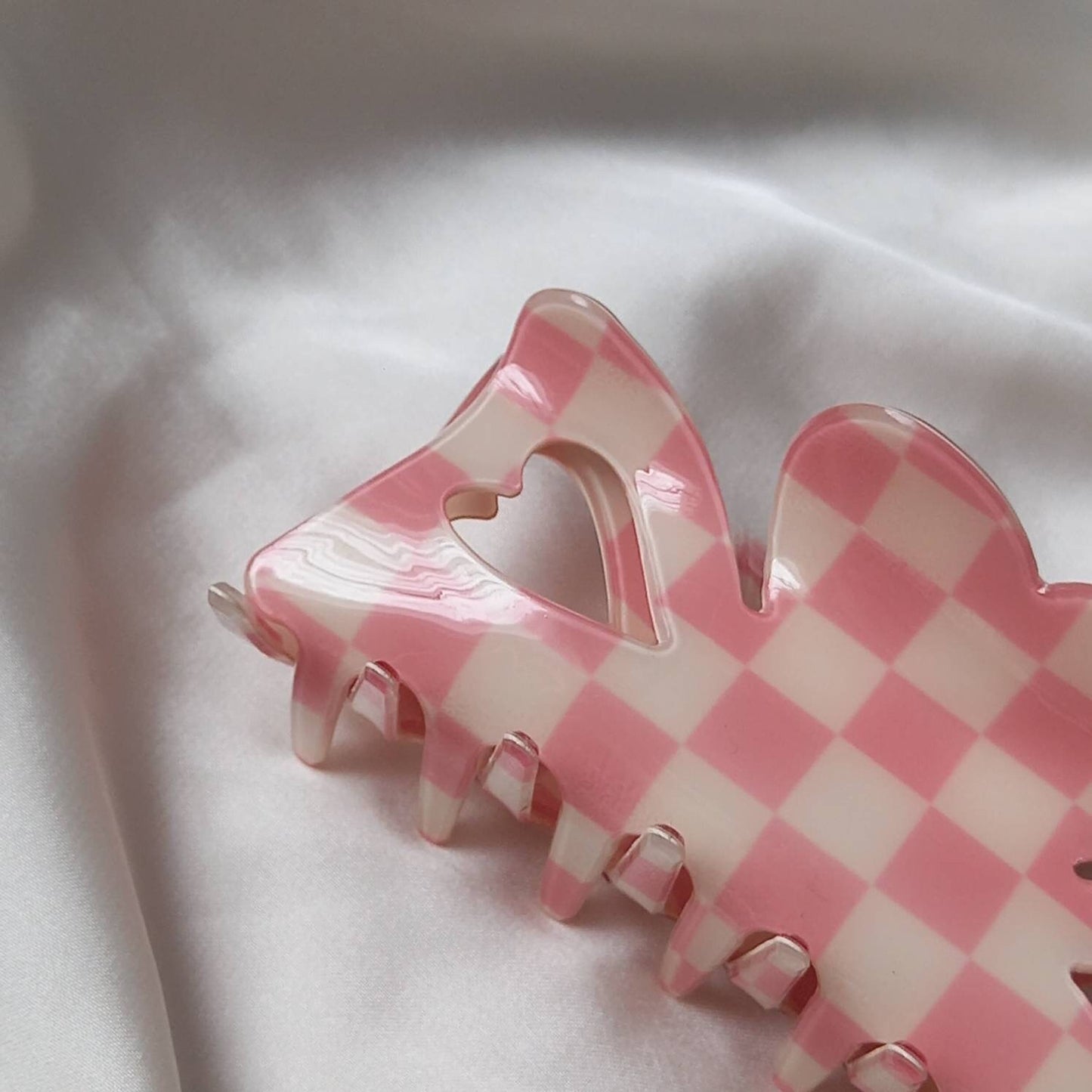 Pink & White Retro Heart Hair Clip - Pink Hair Clip,Funky Hair Clip,70's Accessories,Vintage Style Hair Clip,Checkered Hair Clips In The UK