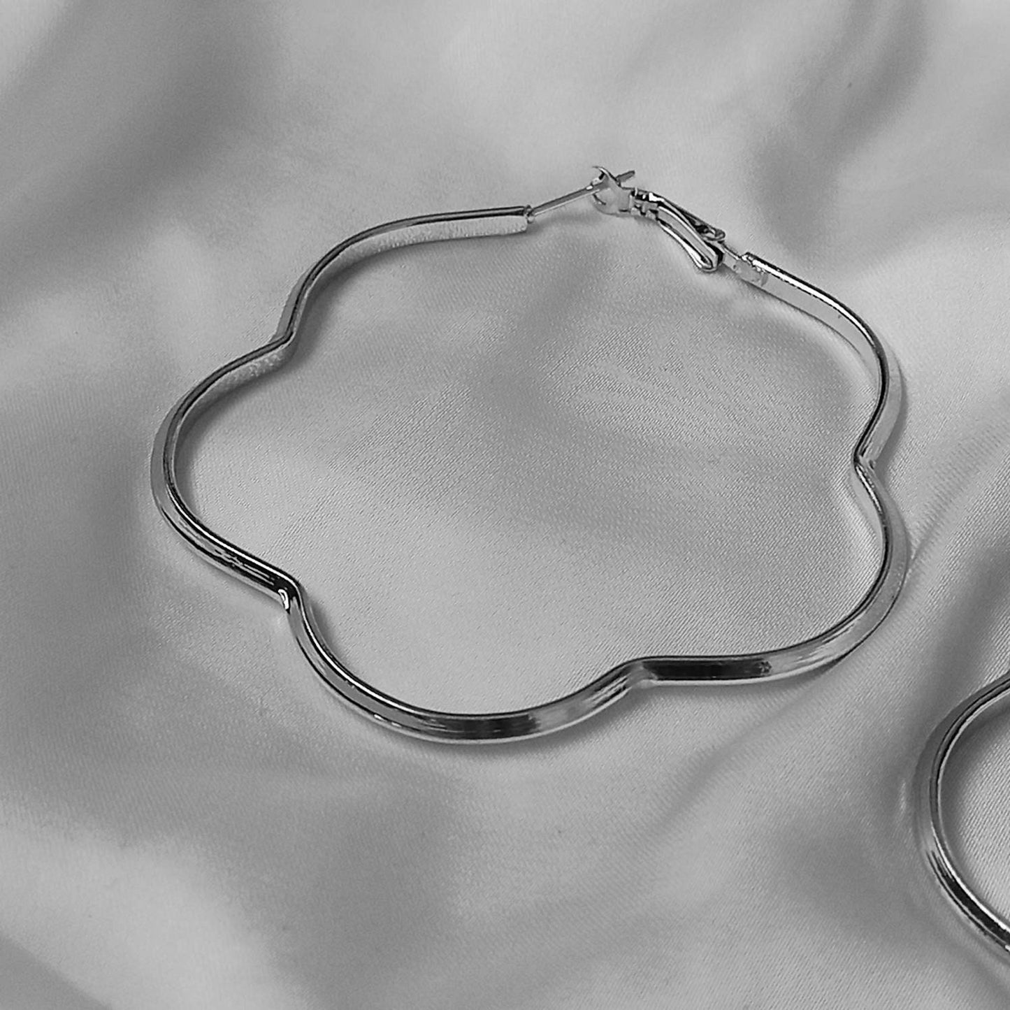 Silver Retro Flower Hoop Earrings -  70's Style Earrings, Large Silver Hoops, Vintage Style Earrings, Silver Jewellery, Silver Earrings