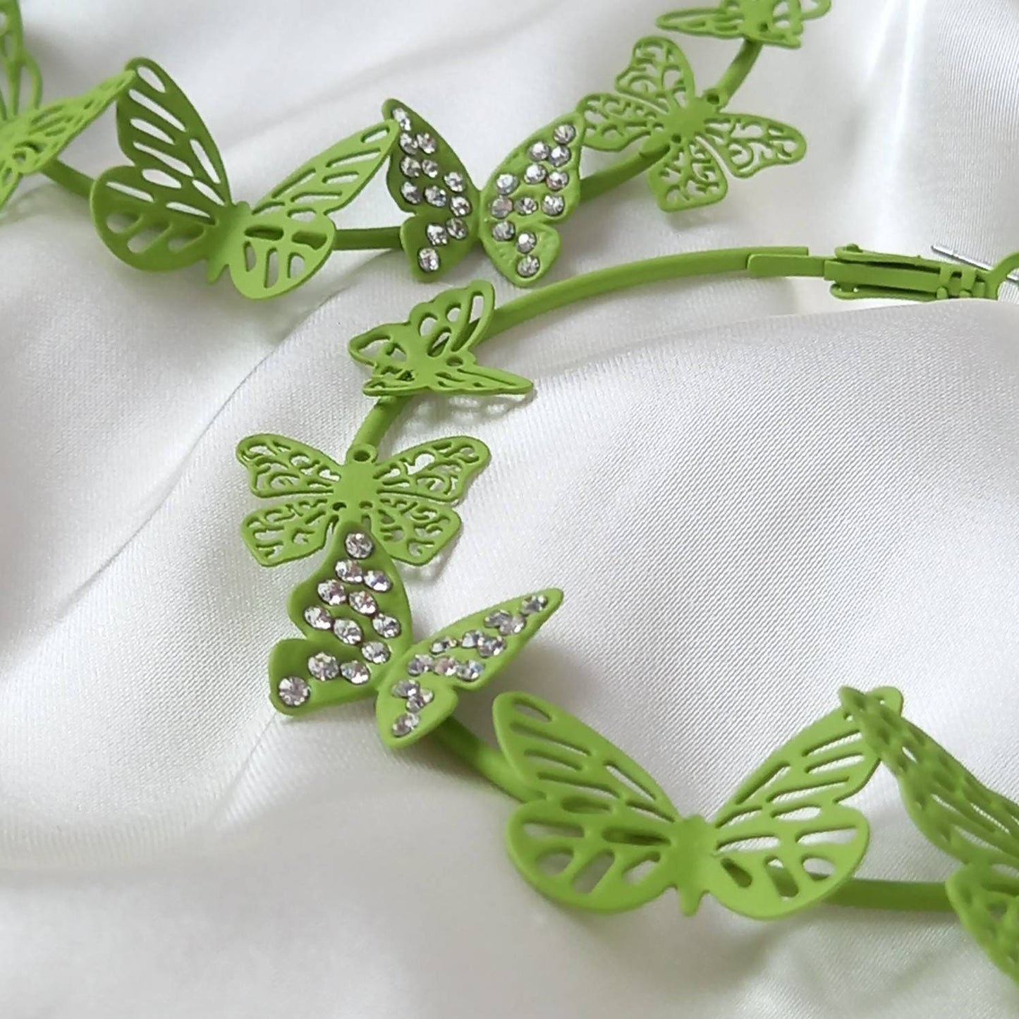 Green Butterfly Hoop Earrings - Lightweight Hoop Earrings, Butterfly Earrings, Hoop Earrings, Cute Earrings, Green Earrings, Green Jewellery