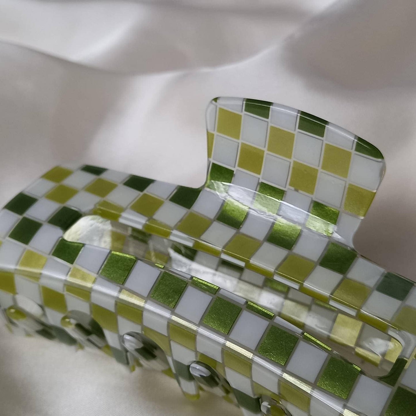 Large Green & White Retro Hair Clip - Green Hair Clip, Funky Hair Clip, 70's Accessories, Vintage Style Clip,Green Hair Claw,White Hair Clip