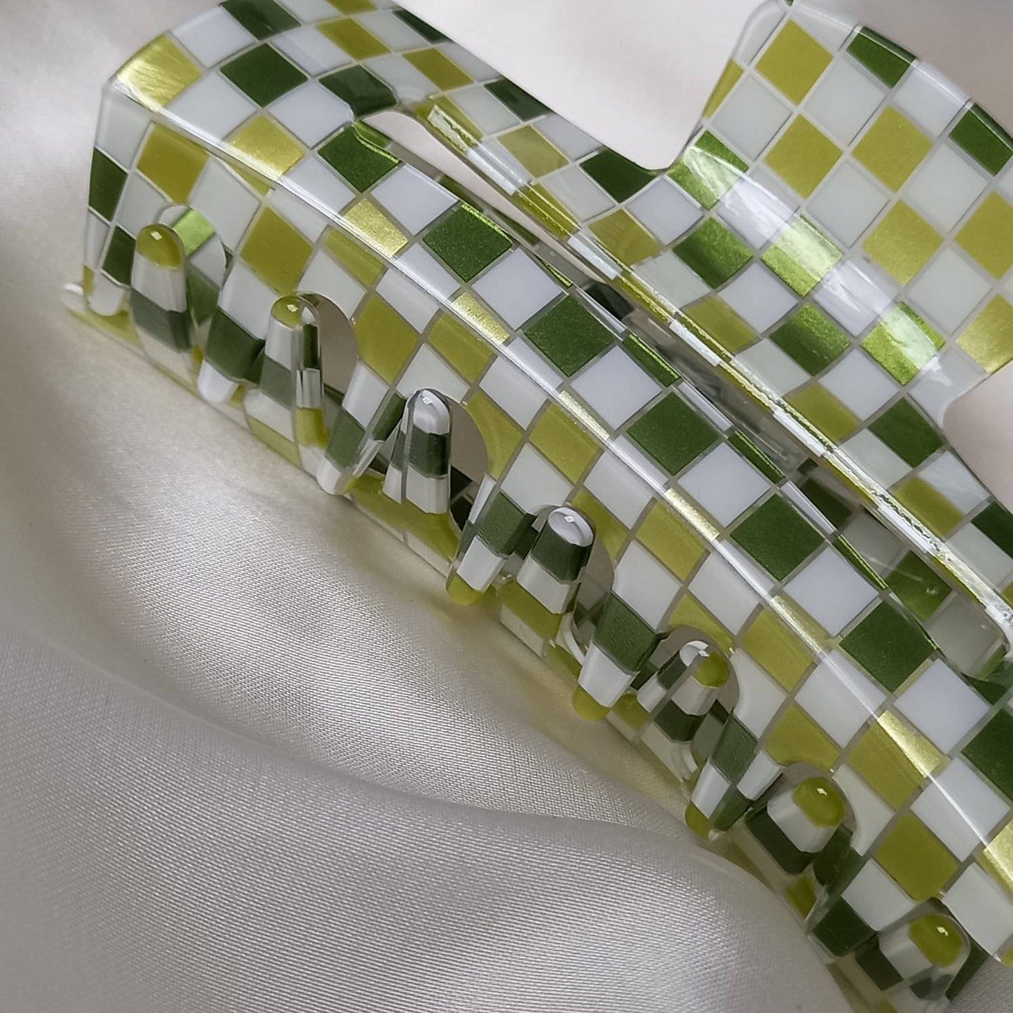 Large Green & White Retro Hair Clip - Green Hair Clip, Funky Hair Clip, 70's Accessories, Vintage Style Clip,Green Hair Claw,White Hair Clip