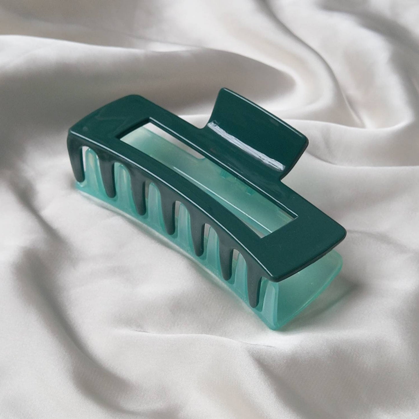 Green Hair Clamp- Two Tone Hair Clip, Green Hair Accessories, Green Hair Claw, Minimalistic Hair Clips, Funky Hair Clip,Hair Clips In The UK
