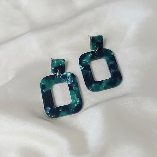 Green Resin Drop Earrings -  High Polished,Hanging Jewellery,Accessories,Green Jewellery,Gold Earrings,Emerald Green,Resin Earrings