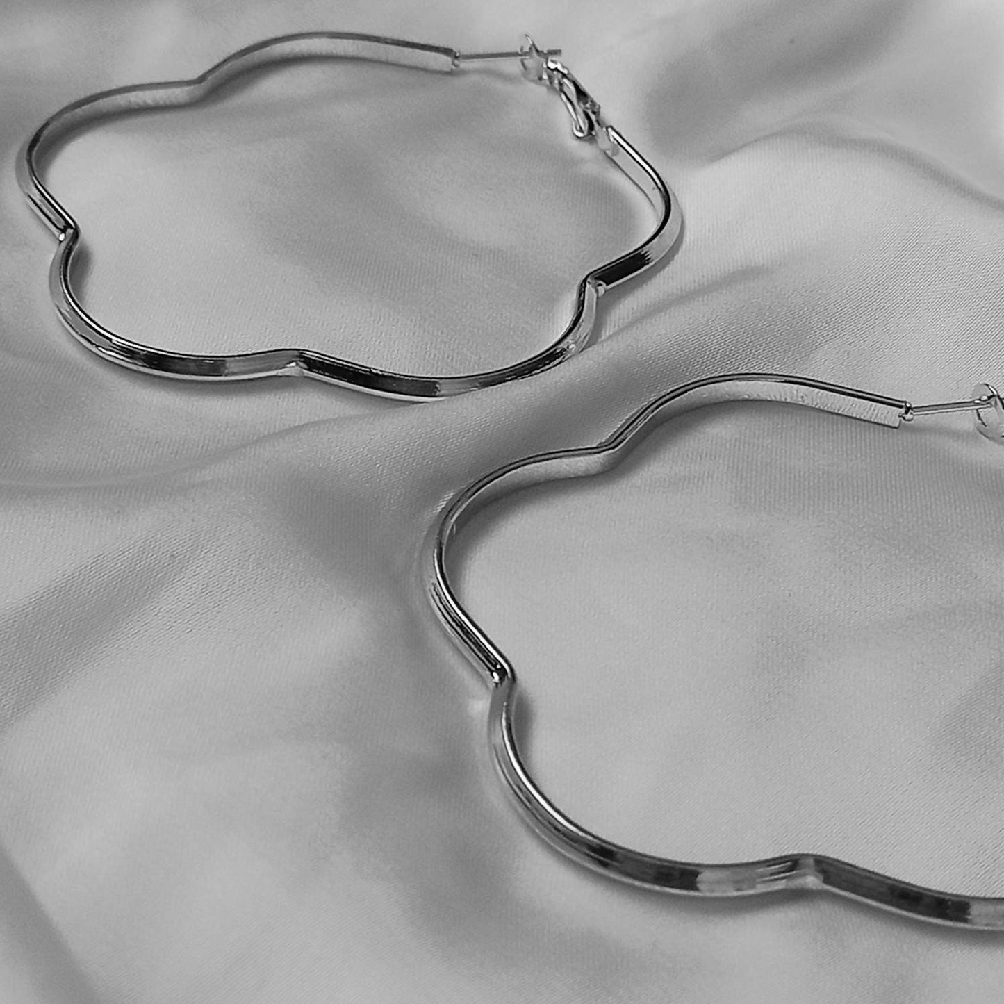 Silver Retro Flower Hoop Earrings -  70's Style Earrings, Large Silver Hoops, Vintage Style Earrings, Silver Jewellery, Silver Earrings