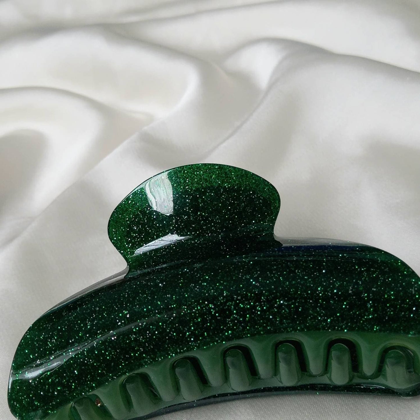 Green Glitter Hair Clamp- Hair Clip, Green Hair Accessories, Green Hair Claw, Minimalistic Hair Clips, Funky Hair Clip, Hair Clips In The UK