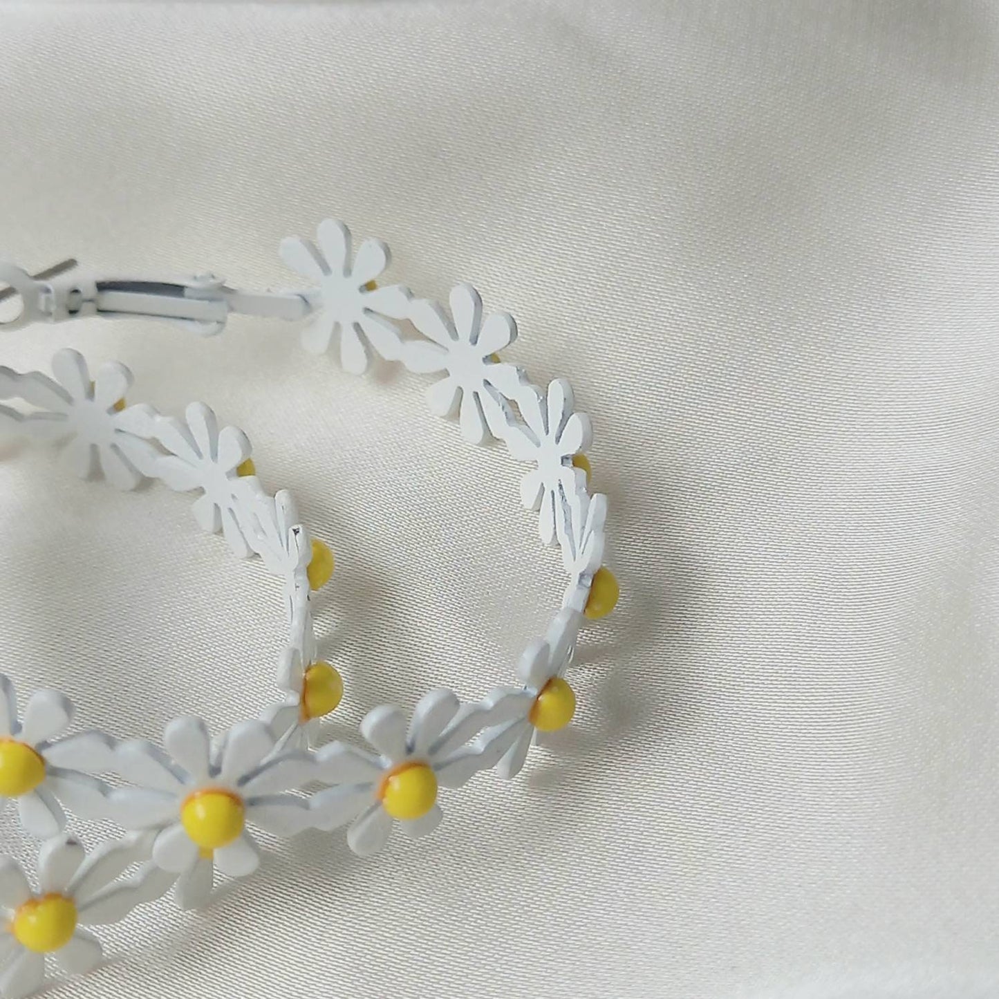 Daisy Hoop Earrings - Lightweight Hoop EarringsFlower Earrings,Hoop Earrings,Cute Earrings,Daisy Earrings,Flower Jewellery In The UK