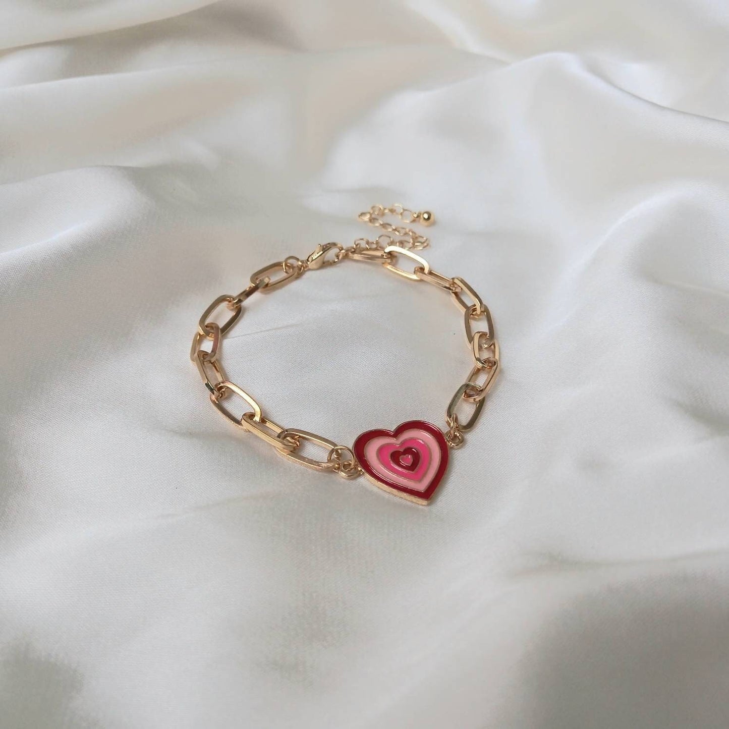 Pink & Gold Retro Heart Charm Bracelet -  70's Style Bracelet, Vintage Style, Charm Jewellery,Pink Accessories,Pink Jewellery,Gold Bracelet