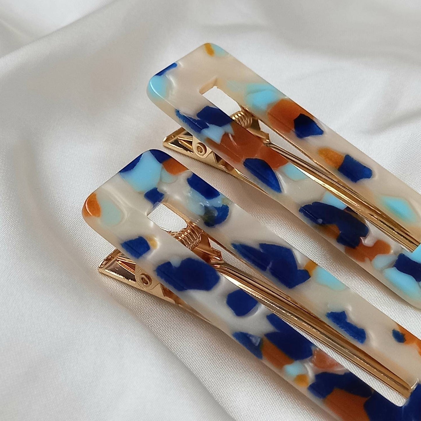 2 Retro Hair Clips - Hair Clip In The UK,Funky Hair,70's Accessories,Minimalistic Hair Clips,Neutral,Speckled Hair Clips,Blue & Orange