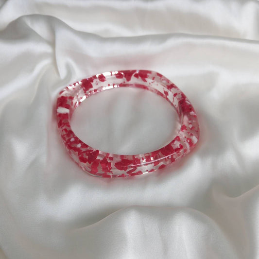 Chunky Red Clear Resin Bracelet - Chunky Bracelet, Resin Bracelet, Clear Bracelet, Chunky jewellery, Clear Resin Jewellery, Chunky Bangle