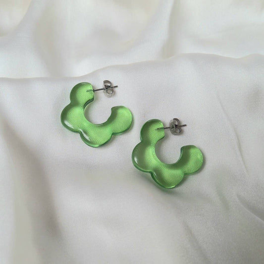 Green Flower Drop Earrings - Green Flower Earrings In The UK,Flower Jewlellery In The UK,Retro Earrings,70's Earrings,Green Earrings, Floral
