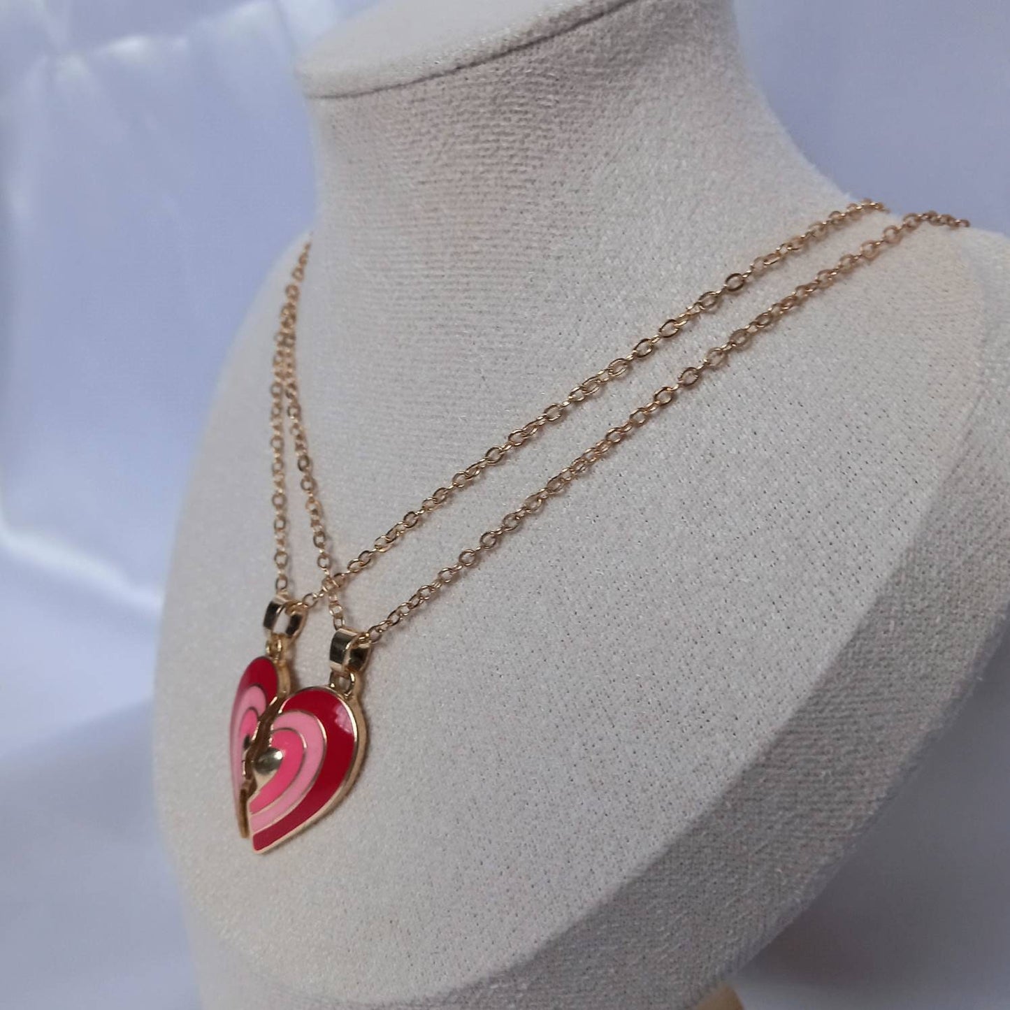 2 Piece Heart Friendship Necklace Set - Bestie Necklace,Matching Necklaces,2 Best Friends Necklace,Novelty Friendship Necklace Set,Gift