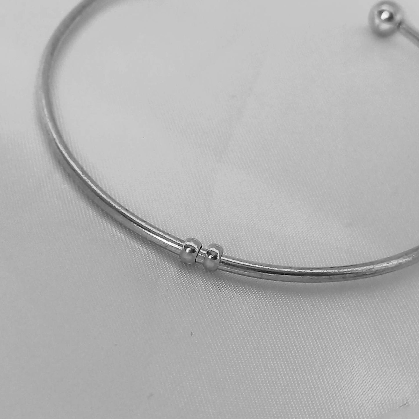 Silver Bangle Bracelet - Fine Silver Bangle,Thin Silver Bangle,Silver Jewellery In The UK,Silver Bangles In The UK,Silver Bracelet In The UK