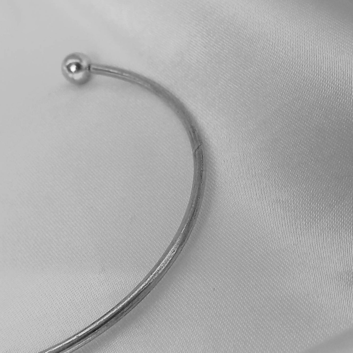 Silver Bangle Bracelet - Fine Silver Bangle,Thin Silver Bangle,Silver Jewellery In The UK,Silver Bangles In The UK,Silver Bracelet In The UK
