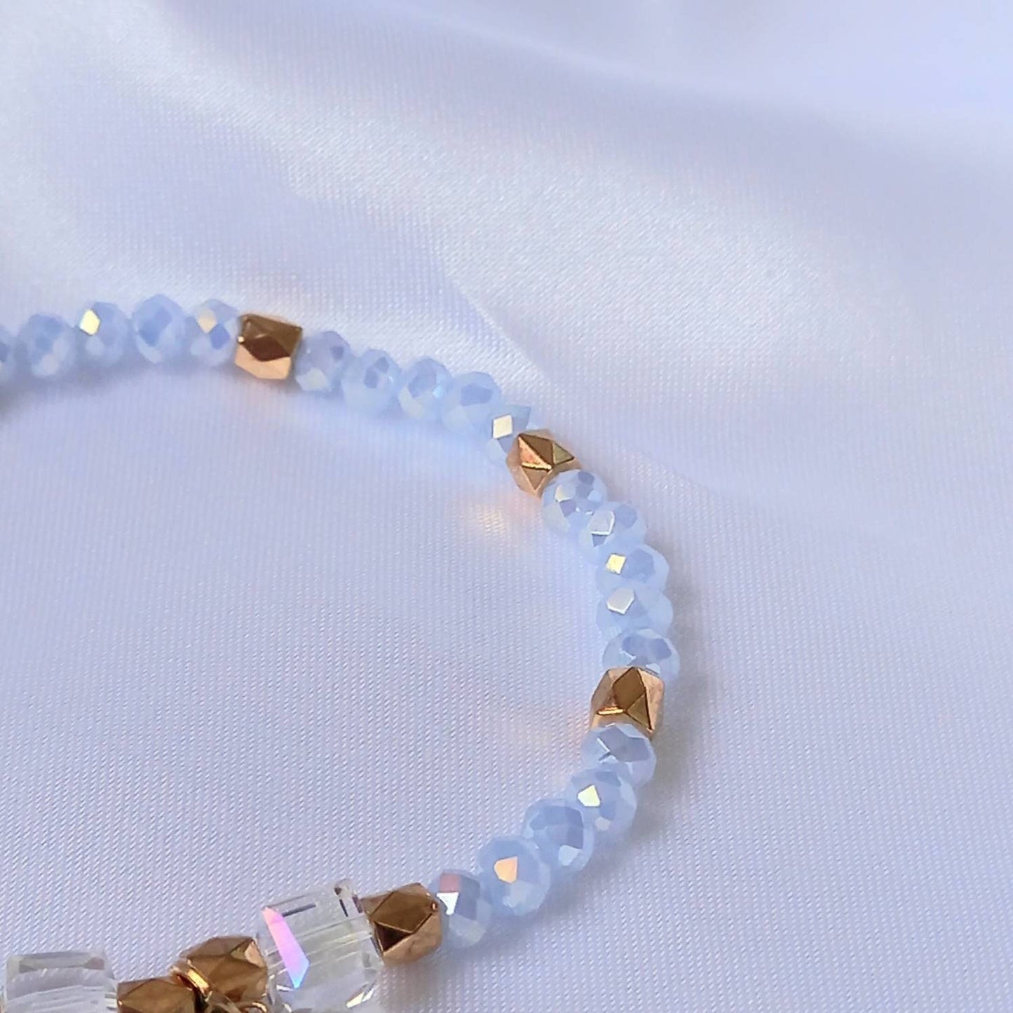 Blue Floral Bead Charm Bracelet - Bead Jewellery,Blue Bracelet,Charm Bracelet,Bead Bracelet,Classy Bracelet,Cute Bracelet,Blue Jewelley