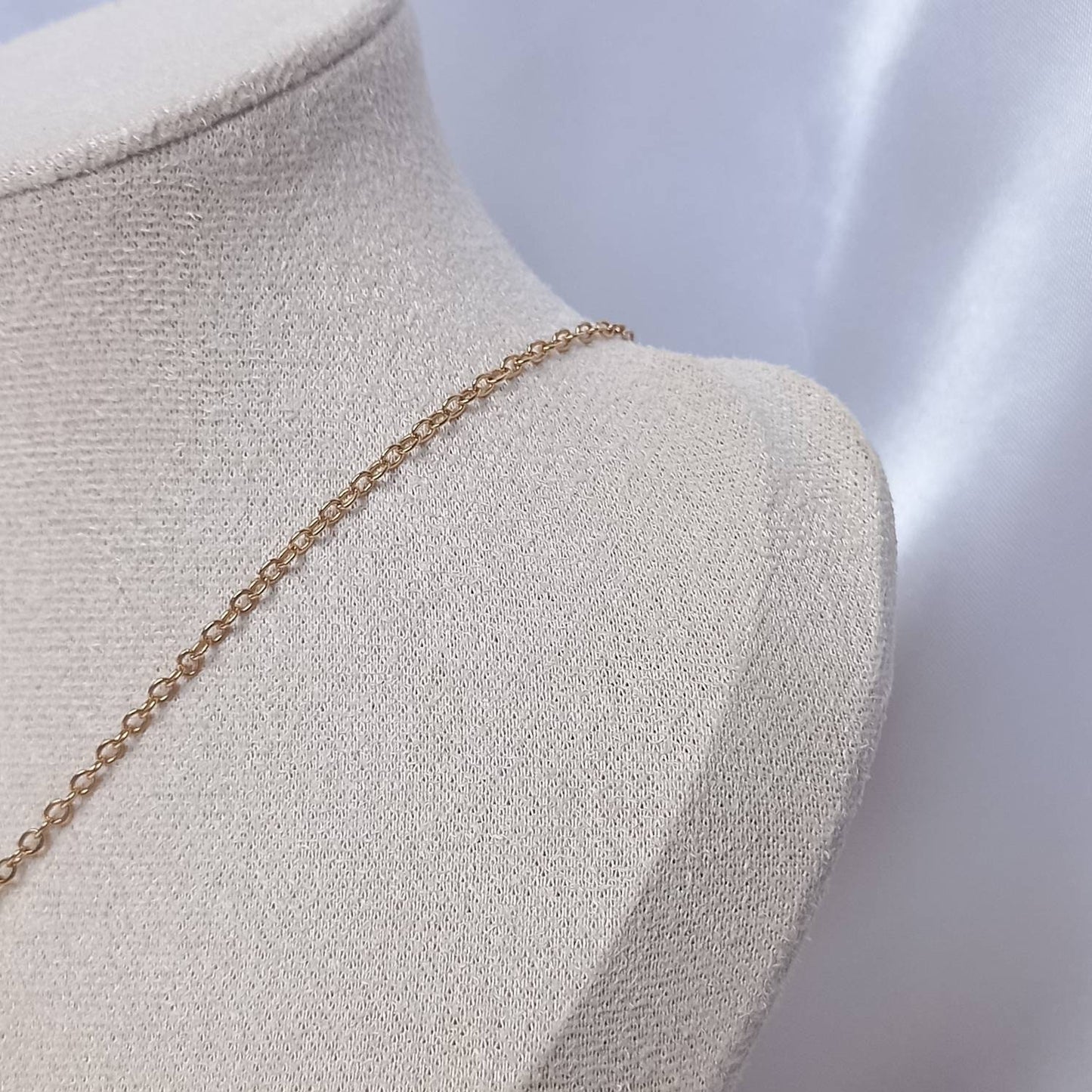 Gold Flower Yin & Yang Necklace - Yin And Yang Necklaces,Retro Flower Necklace,Gold Necklaces In The UK,Gold Jewellery In The UK, Funky