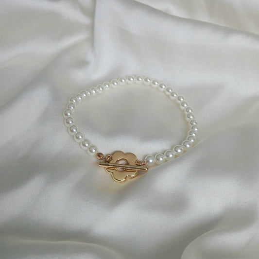 Faux Pearl Daisy Bracelet - Pearl Jewellery, Accessories, Flower Bracelet, Bead Bracelet, Classy Bracelet, Cute Bracelet, Daisy Jewelley