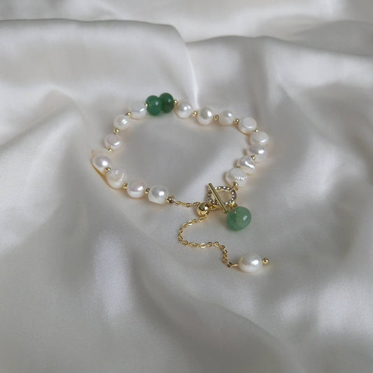 Faux Pearl Bracelet - Pearl Jewellery,Bead Bracelet,Gold Bracelets In The UK,Green Bead Bracelet,Beaded Bracelet, Bead Jewellery In The UK