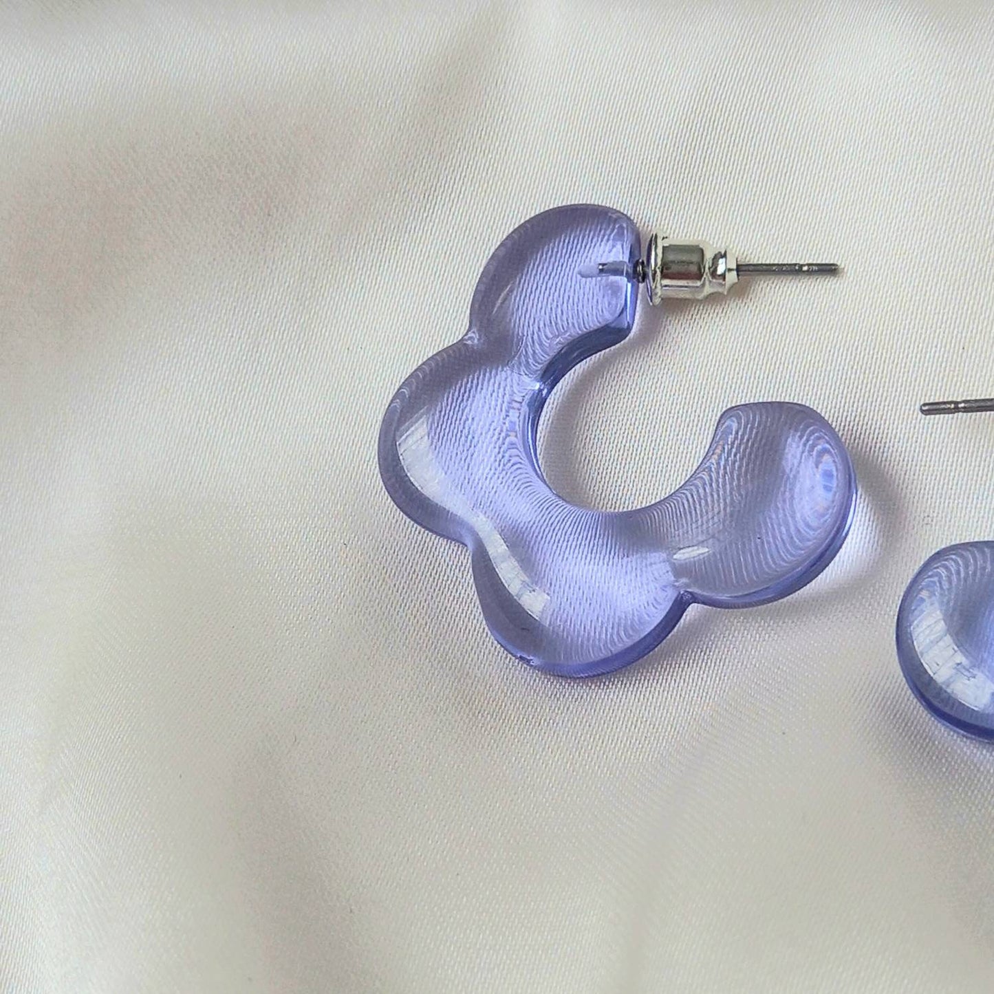 Blue Flower Drop Earrings - Blue Flower Earrings In The UK,Flower Jewlellery In The UK,Retro Earrings,70's Earrings,Blue Earrings, Floral