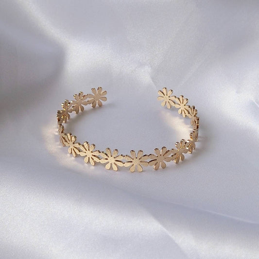 Gold Flower Bangle Bracelet - Gold Jewellery,Gold Bangle,Flower Bangle Jewellery,Floral Bangle Bracelet,Gift For Her,Gold Bangles In The UK