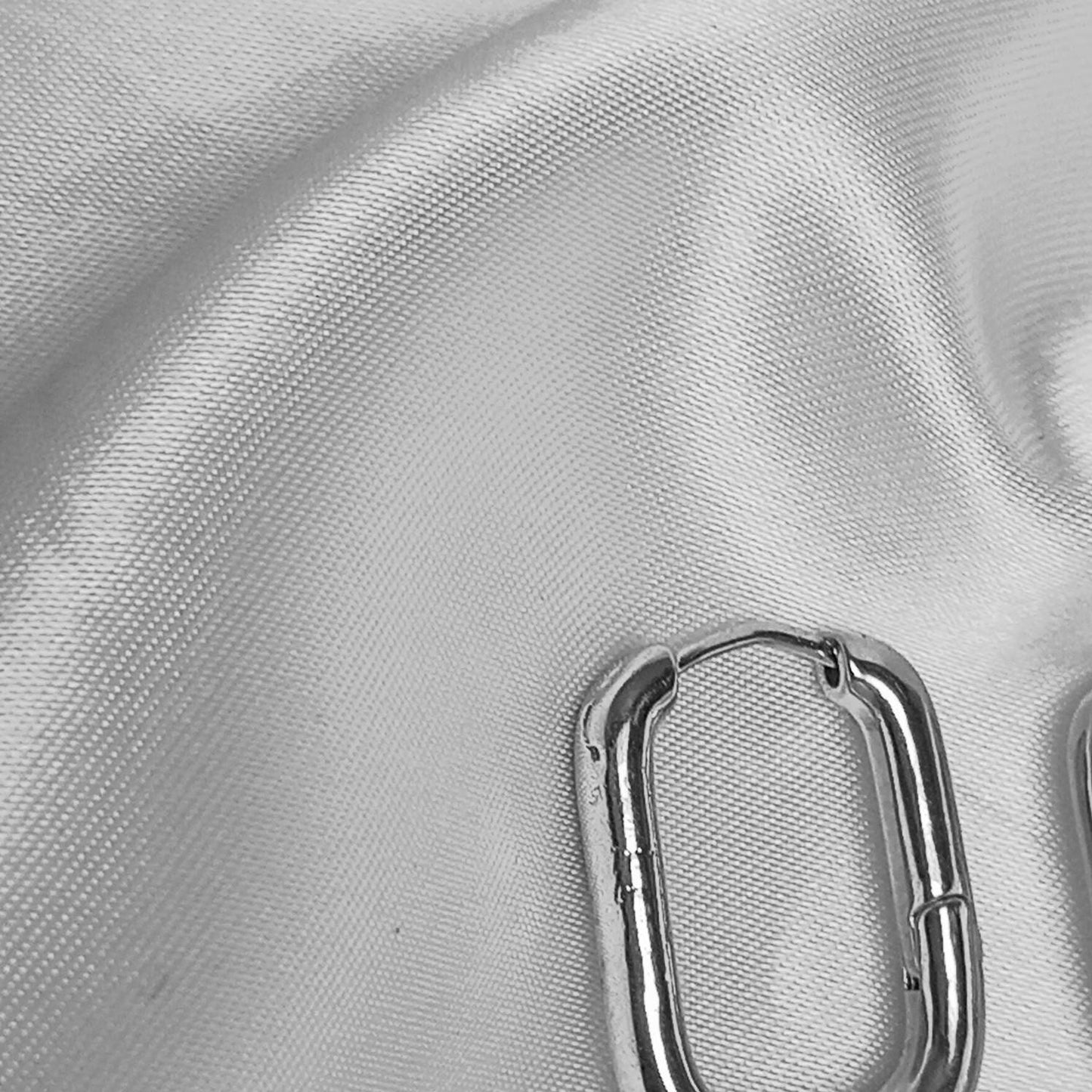 Silver Hoop Earrings - Oval Earrings,Silver Earrings In The UK,Silver Jewellery In The UK,Silver Hoops,Silver Huggies,Minimalist Earrings