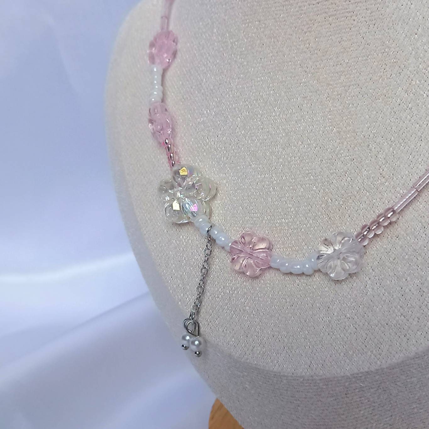 Pink Floral Bead Necklace - Chunky Necklace,Chunky Jewellery,Pink Beaded Necklace,Pink Bead Jewellery,Pink Bead Necklace,Flower Necklace
