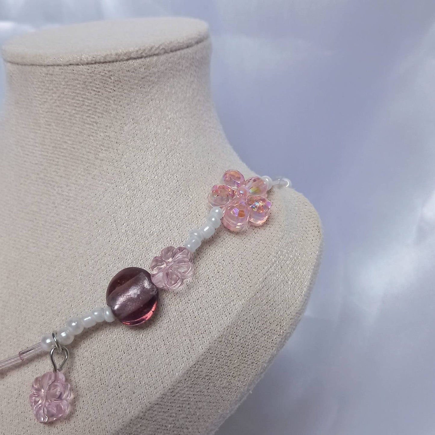 Pink Floral Bead Necklace - Chunky Necklace,Chunky Jewellery,Pink Beaded Necklace,Pink Bead Jewellery,Pink Bead Necklace,Flower Necklace