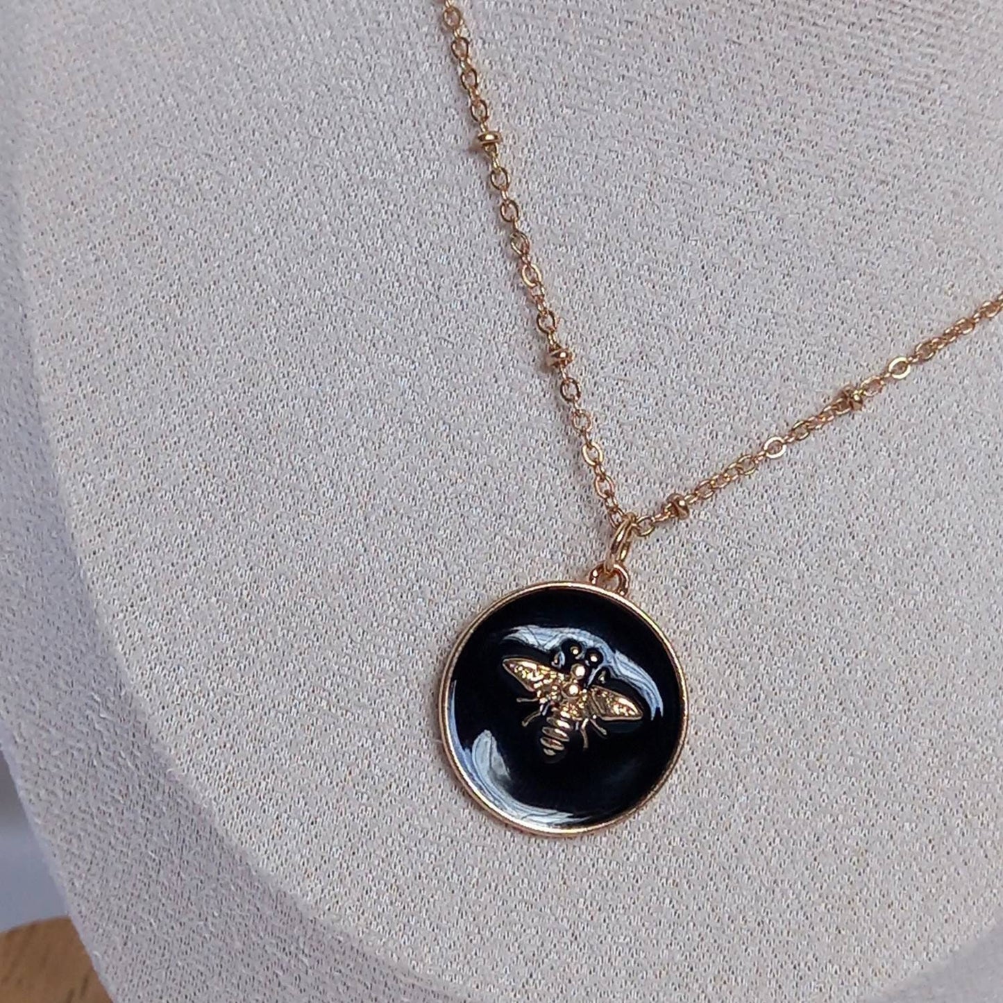 Gold Bumble Bee Necklace - Gold Jewellery In The UK,Black Bee Necklace,Bee Jewelley,Gold Necklace In The UK,Gold Bee Necklace,Gifts For Her